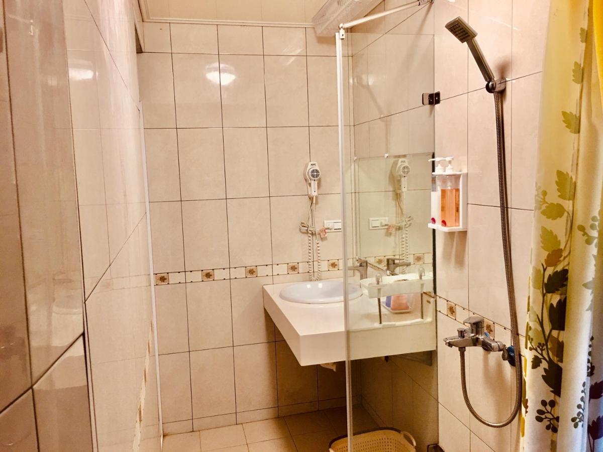 Chulu Wenxin Xiao Zhan Homestay מראה חיצוני תמונה